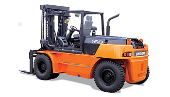 36,000 lbs. pneumatic tire forklift in Ak